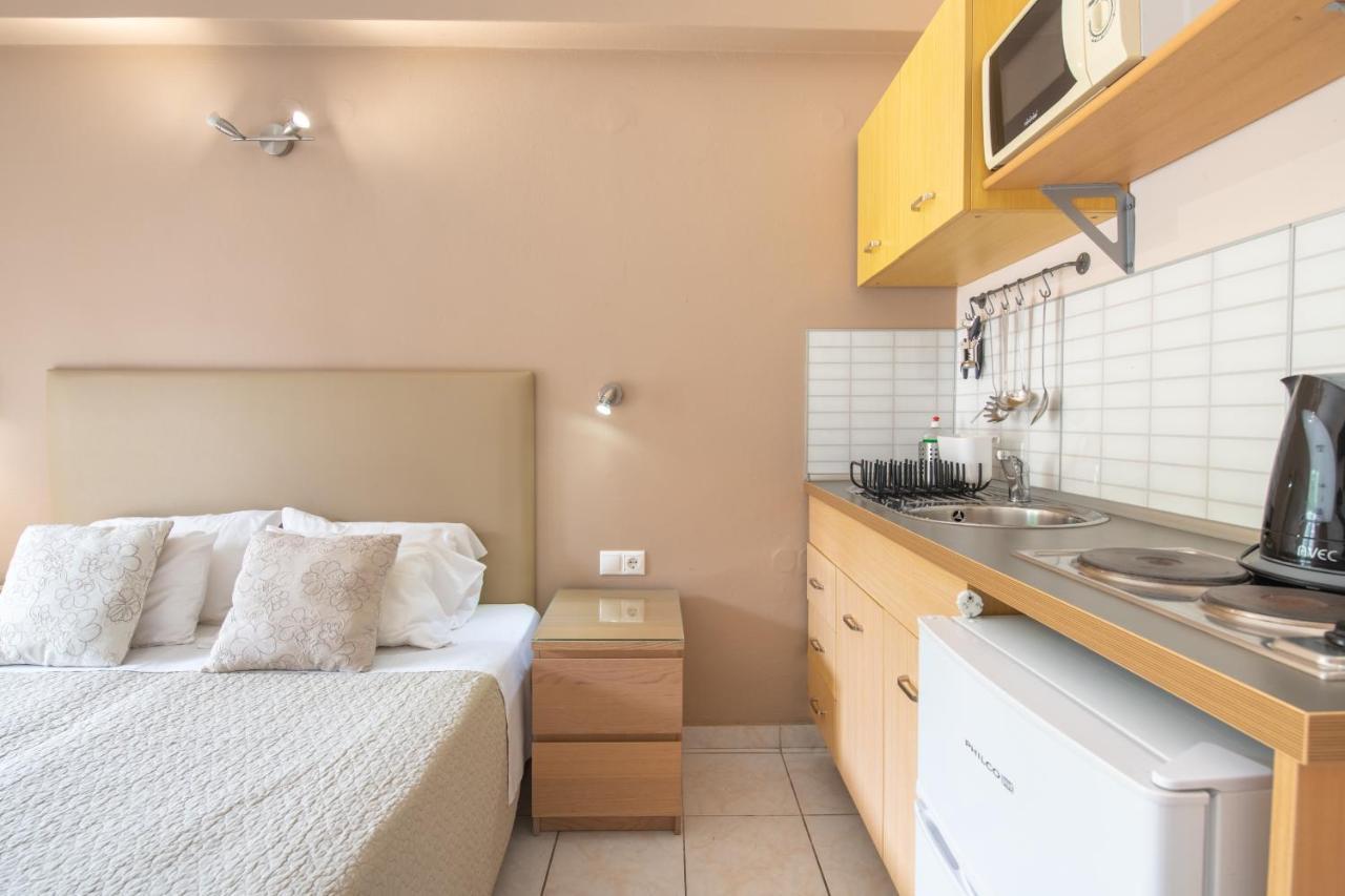 Galini Beach Studios And Penthouse 메손기 외부 사진